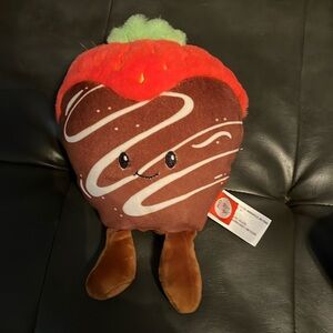 Giggle scape chocolate, covered, strawberry stuffy